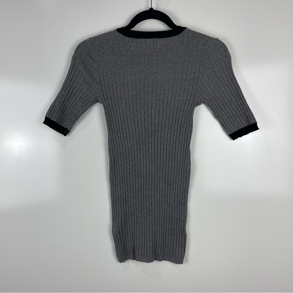 Who What Wear Grey Black Ribbed Knit Top Women's Size XS - Picture 2 of 7